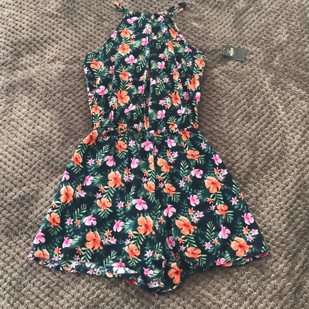 Hollister Romper